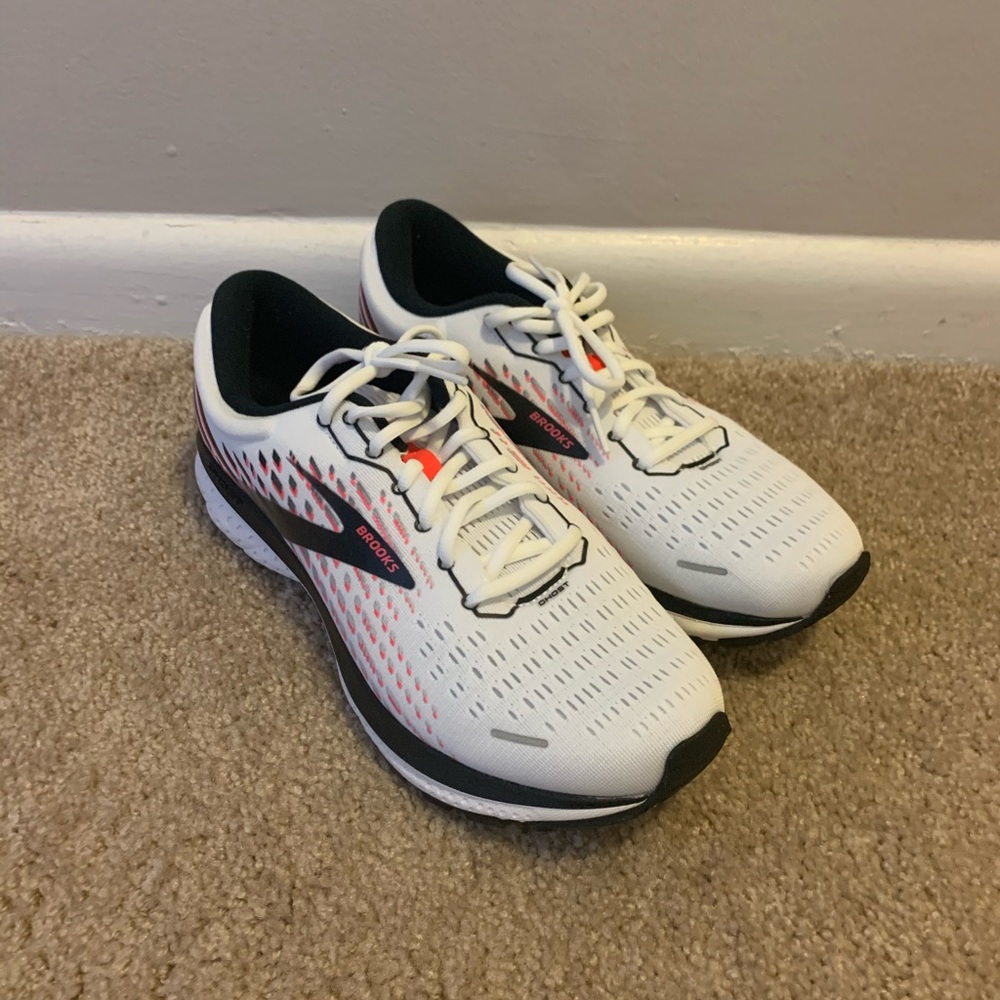 Brooks running shoes, size 10.5W lightly worn